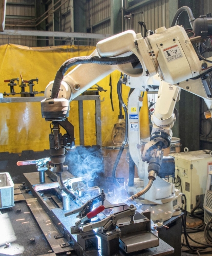 月間1000個以上対応のロボット溶接